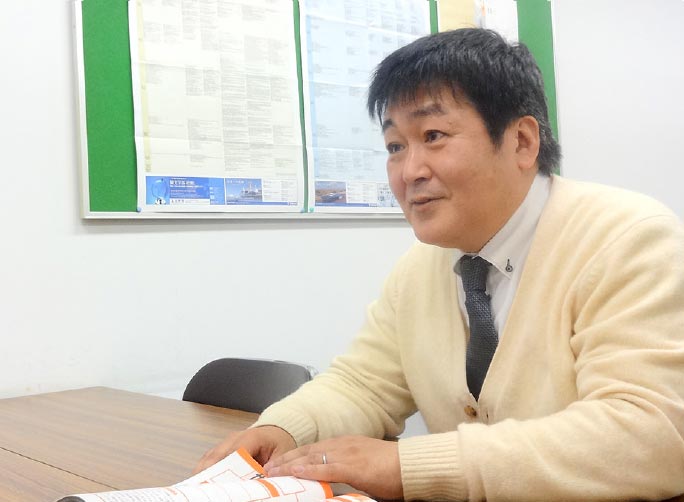 大学受験の個別指導中の様子